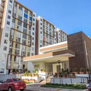 Cerca al malecón, centro de convenciones puerta de oro, ventana al mundo Apartamento Barranquilla (Atlantico)